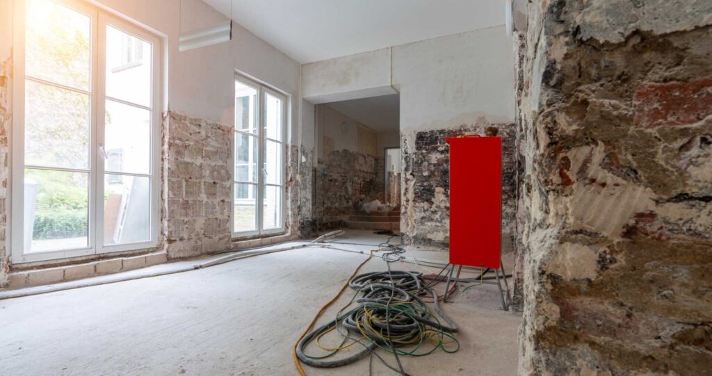 7 Tips for Inexpensive Local Water Damage Restoration