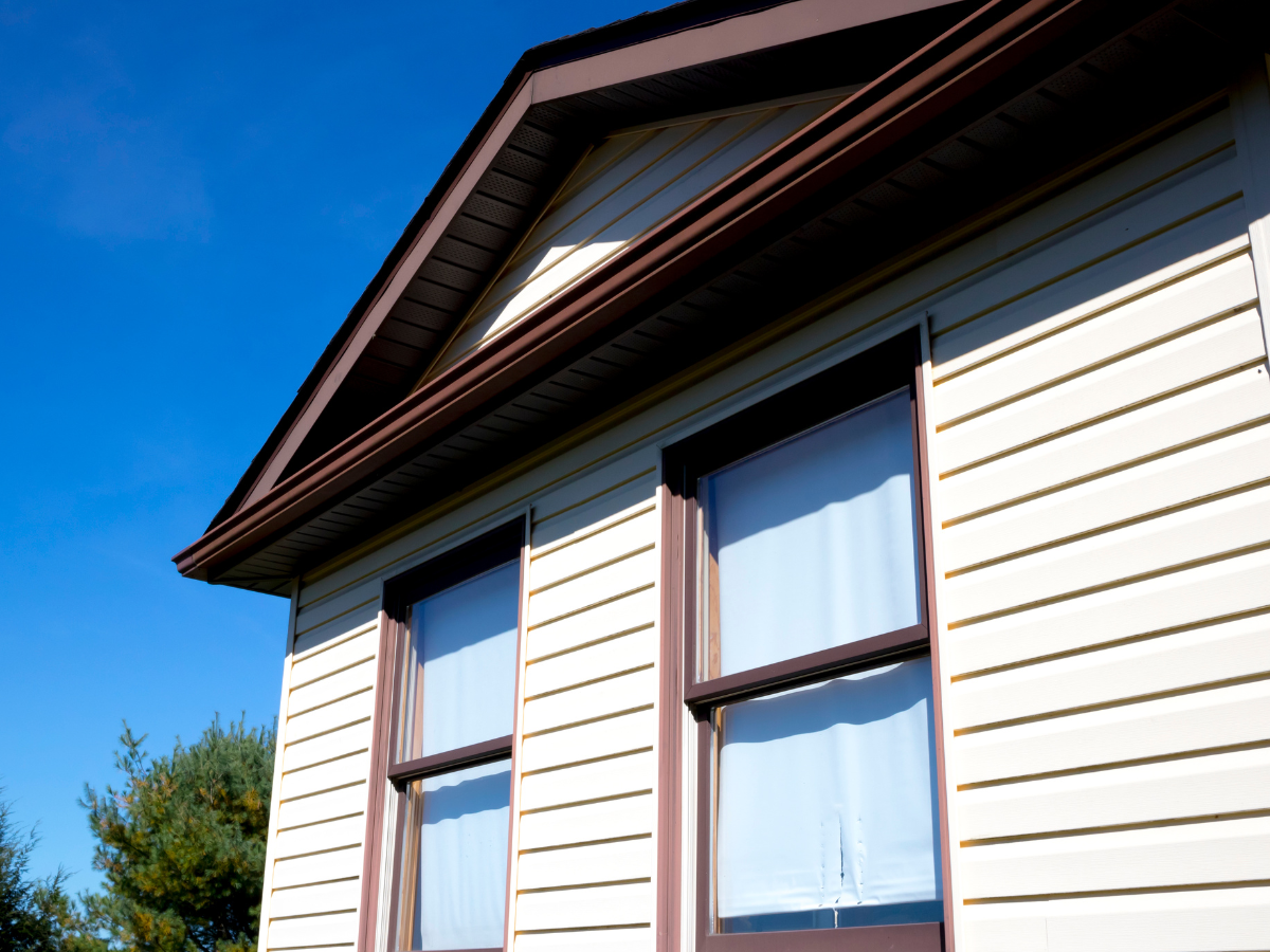 A house made with vinyl siding. Other options include wood and metal sifing.